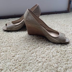 Franco Sarto nude peep toe wedges